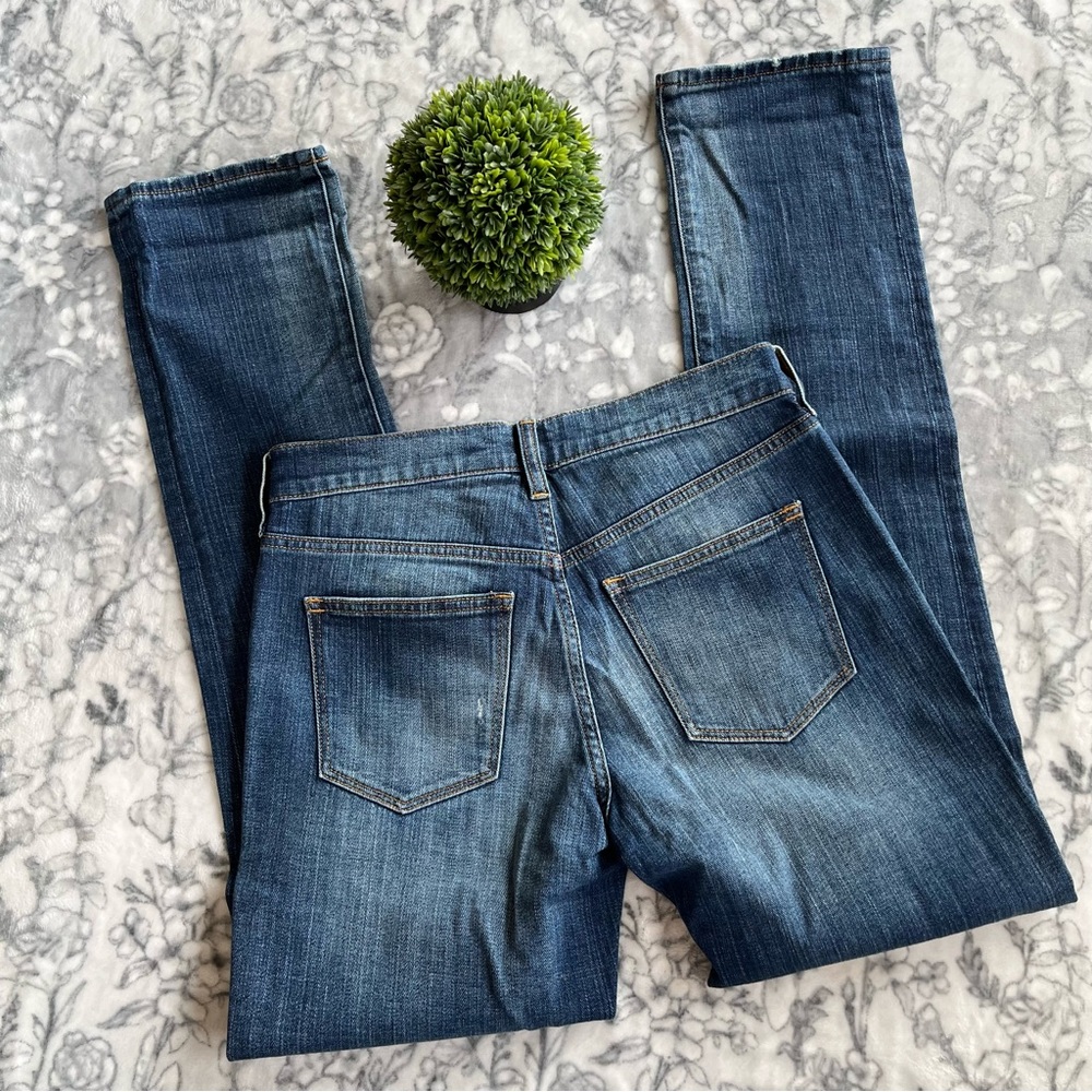 J. Crew Straight Leg Girlfriend Jeans | Rustic Chic Denim | Effortless Everyday - Picture 7 of 9